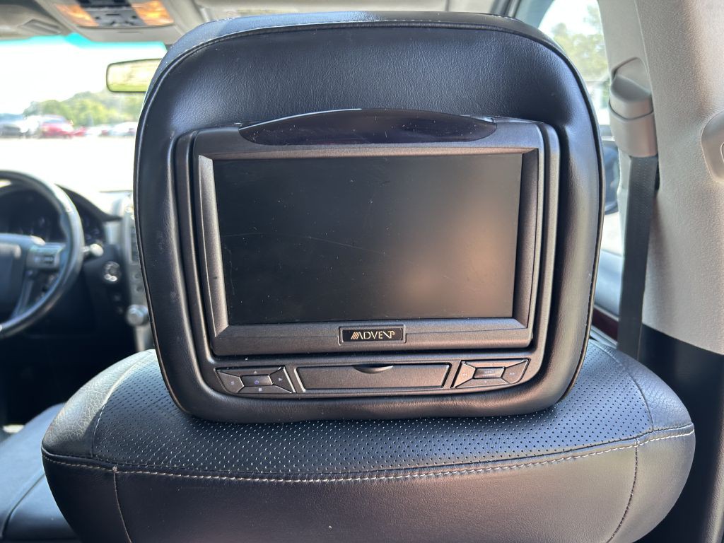 2011 Lexus GX Image 15