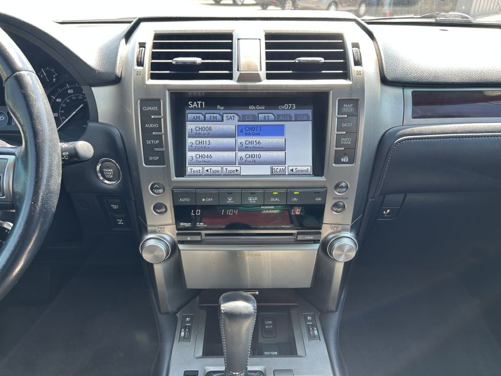 2011 Lexus GX Image 18