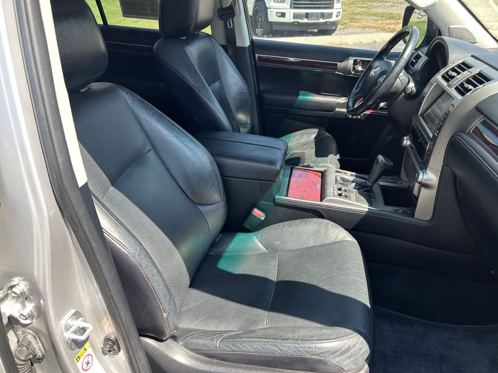 2011 Lexus GX Image 22