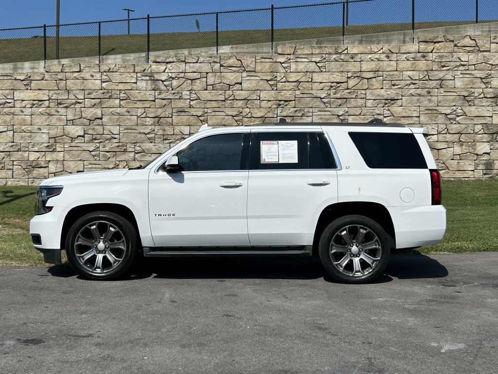 2016 Chevrolet Tahoe Image 2