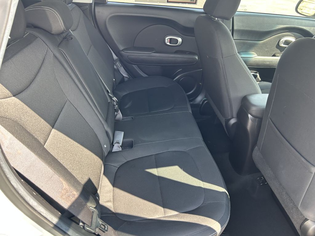 2014 Kia Soul Image 12