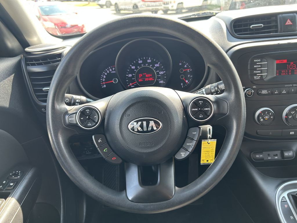 2014 Kia Soul Image 16