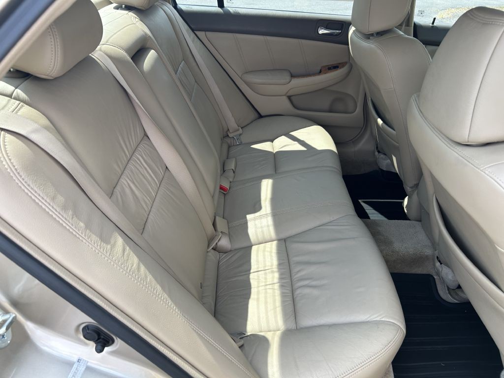 2003 Honda Accord Image 13