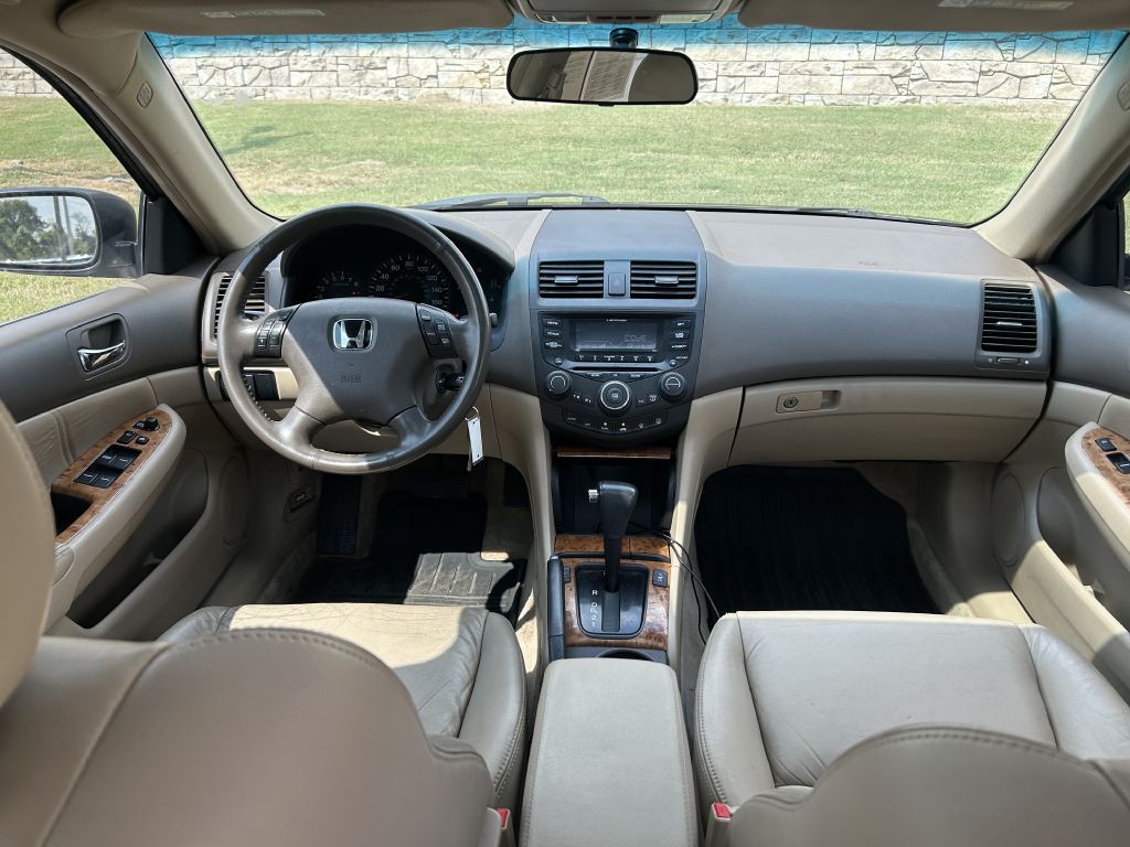 2003 Honda Accord Image 15