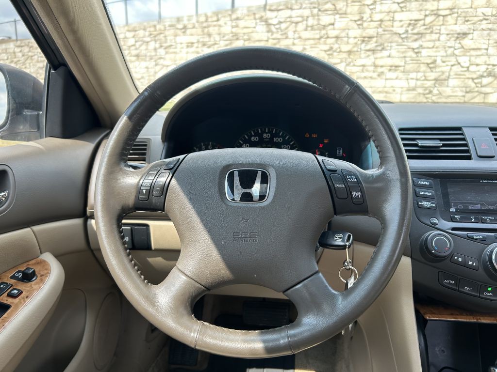 2003 Honda Accord Image 17