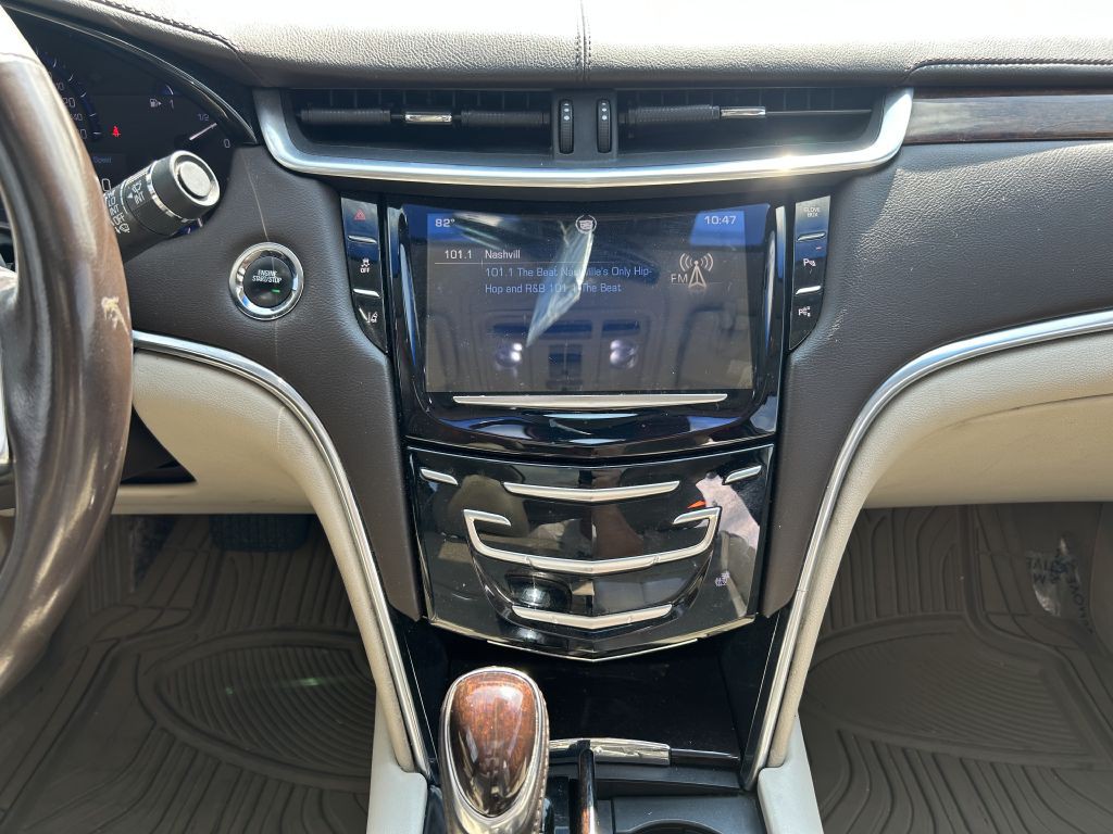 2014 Cadillac XTS Image 16