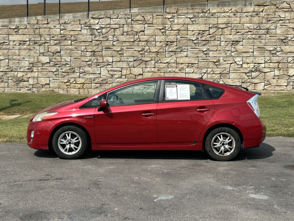 2010 Toyota Prius Image 2