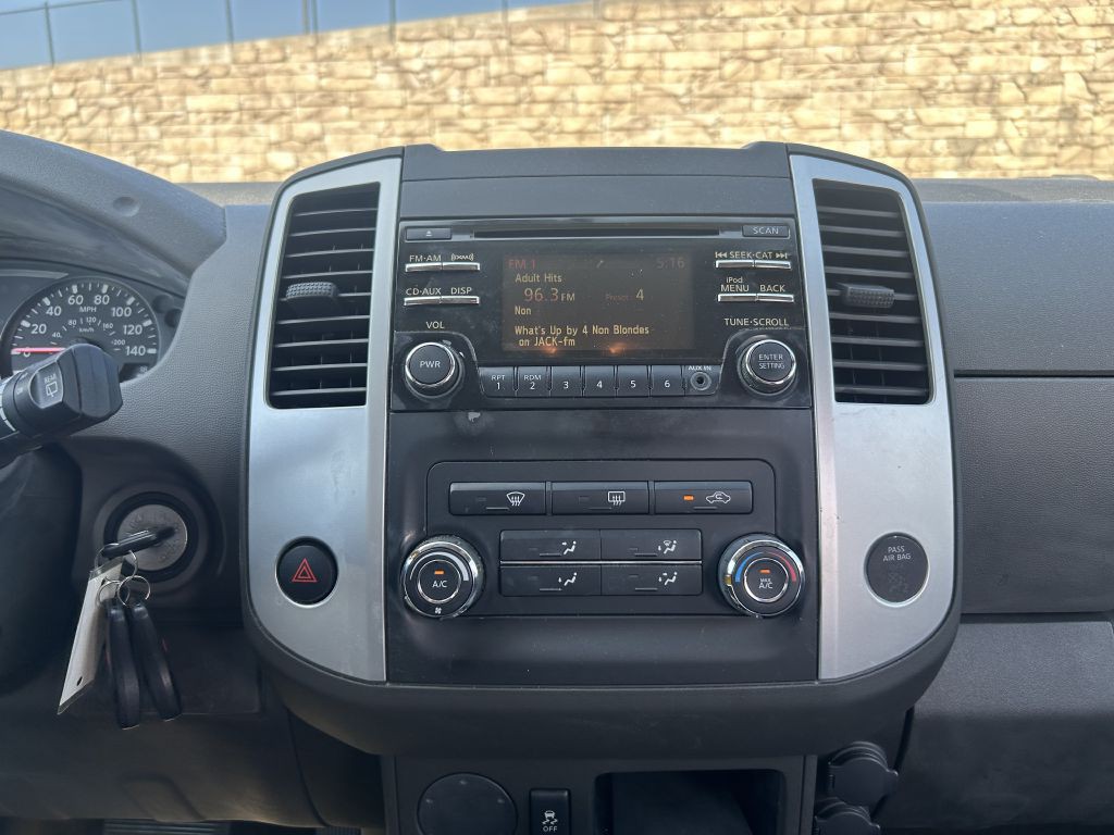 2013 Nissan Xterra Image 15