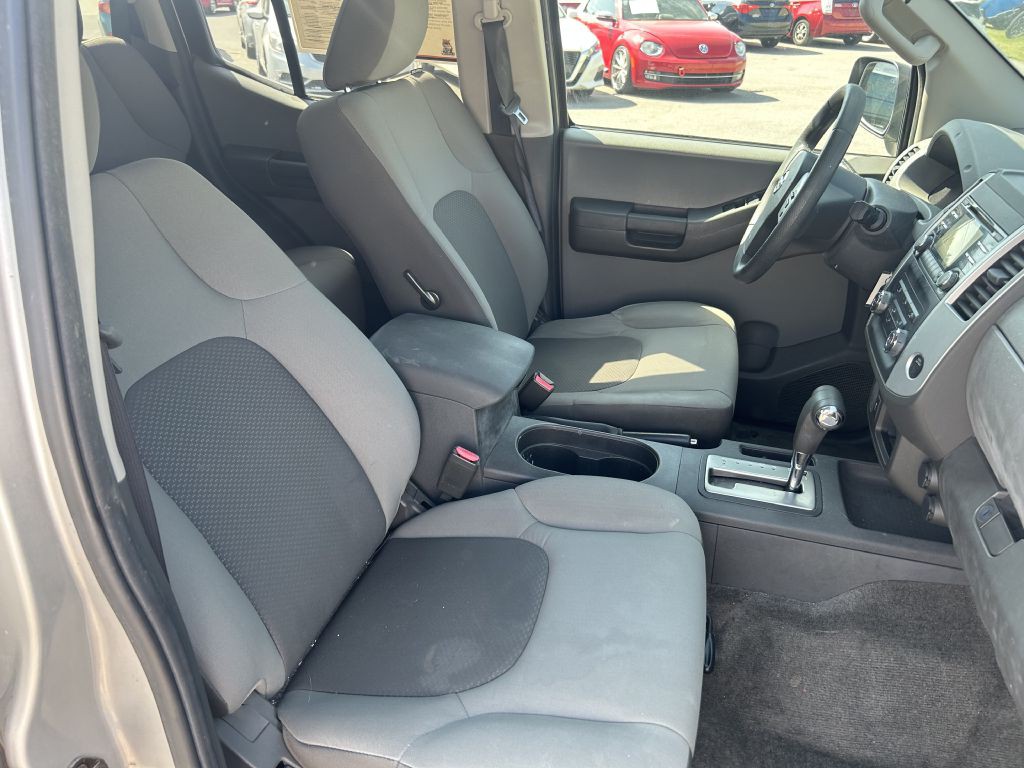 2013 Nissan Xterra Image 17