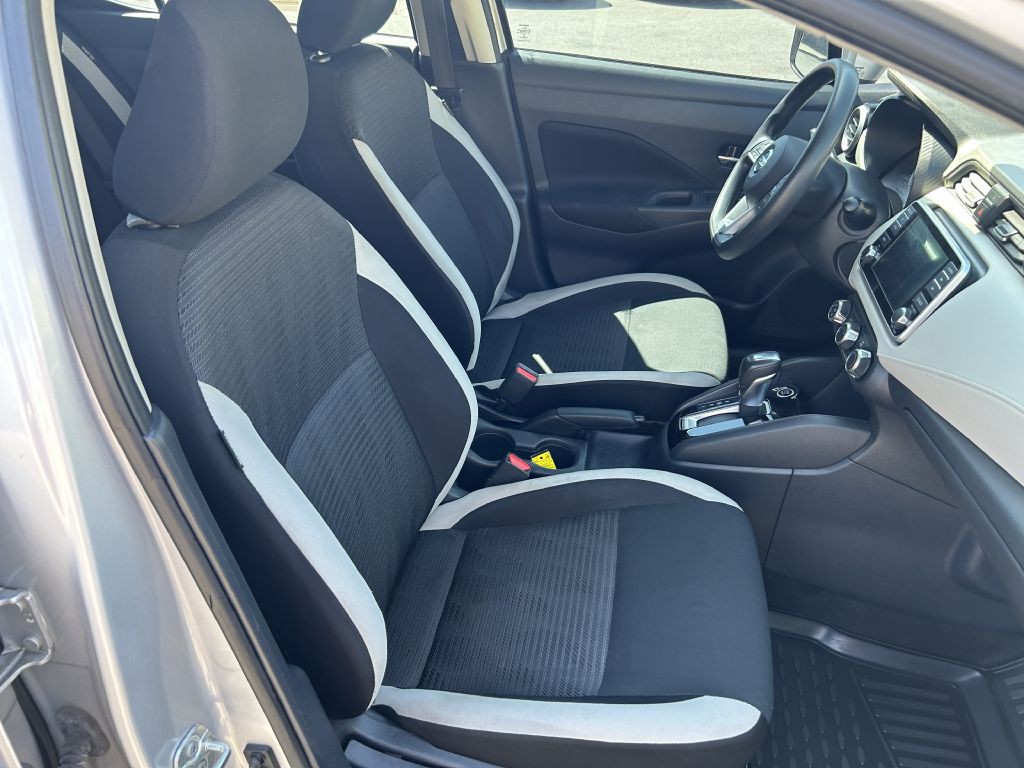 2021 Nissan Versa Image 17
