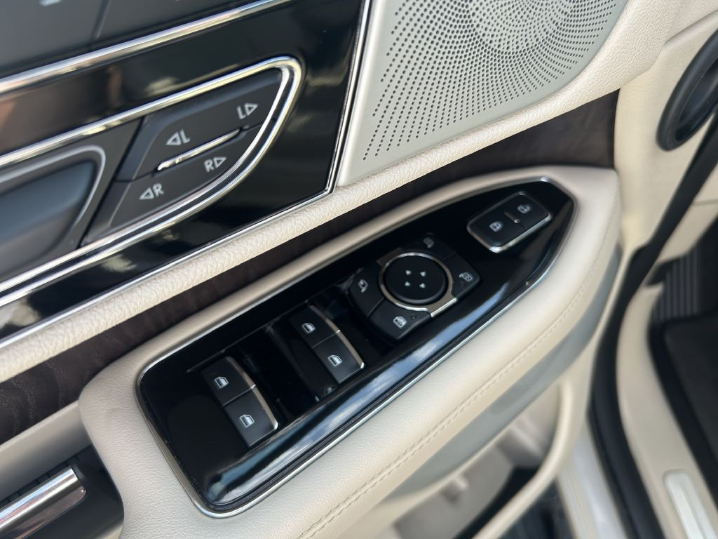 2021 Lincoln Navigator Image 7