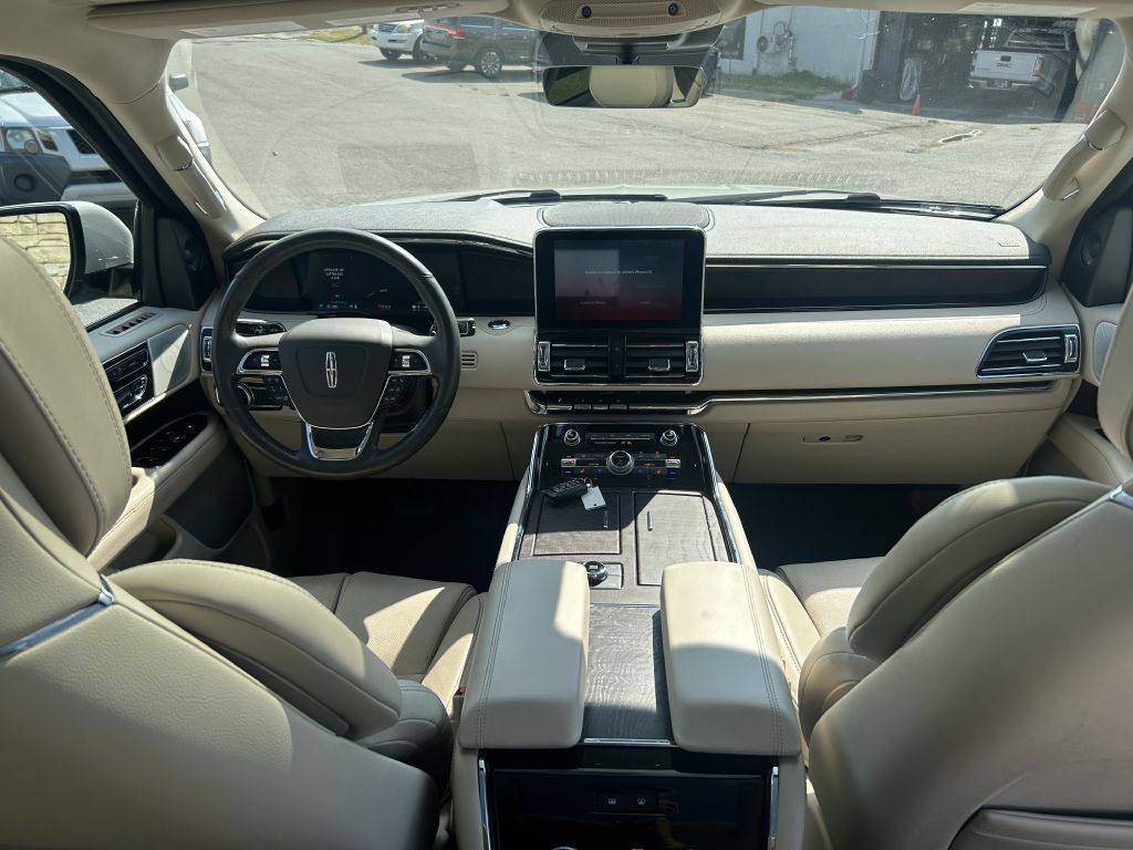 2021 Lincoln Navigator Image 19