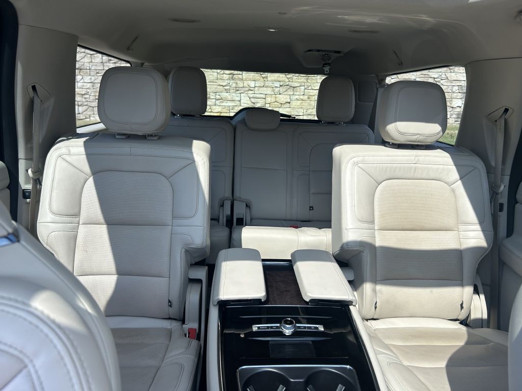 2021 Lincoln Navigator Image 24