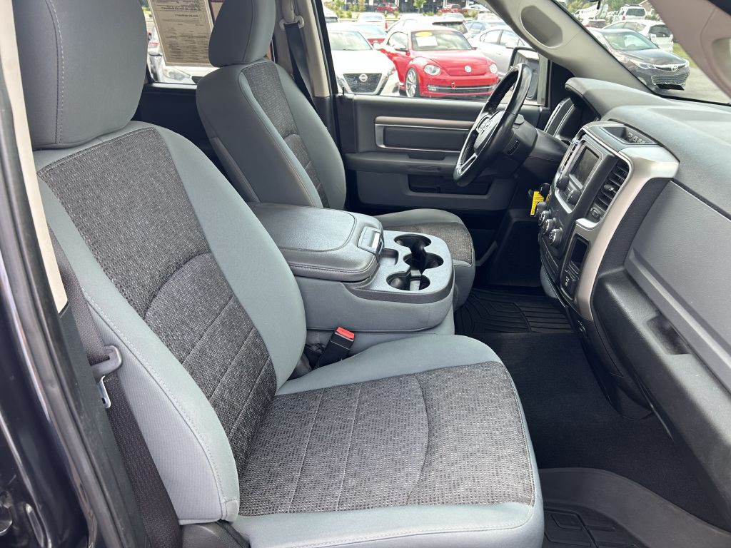 2014 RAM 1500 Image 17