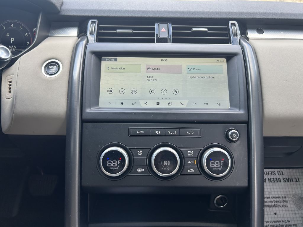 2020 Land Rover Discovery Image 16