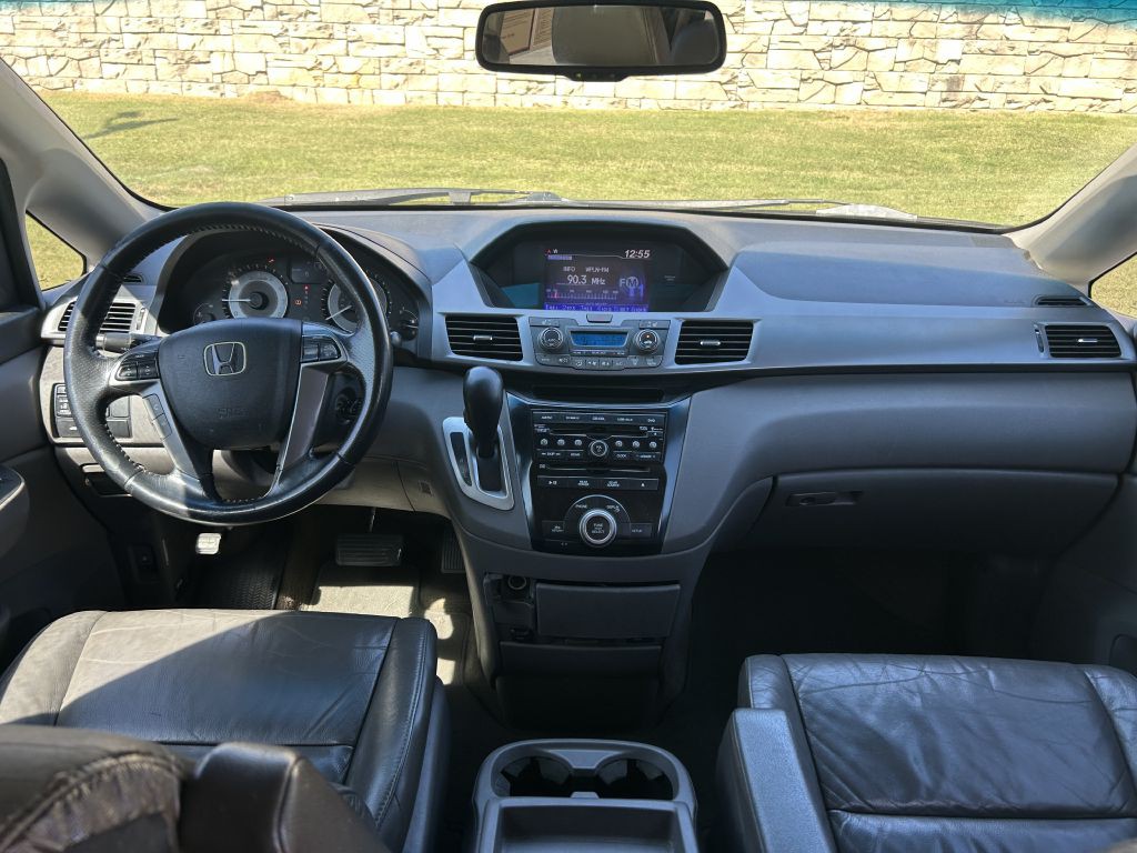 2012 Honda Odyssey Image 18