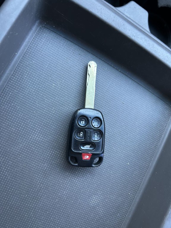 2012 Honda Odyssey Image 25
