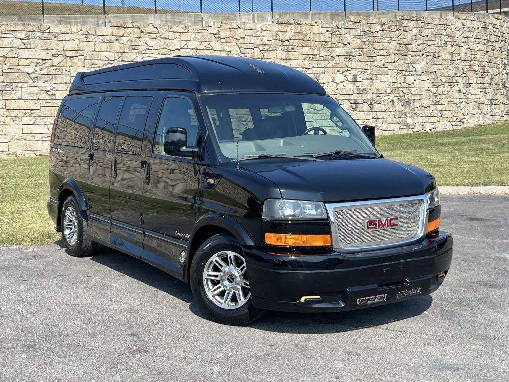 2016 GMC Savana Image 1