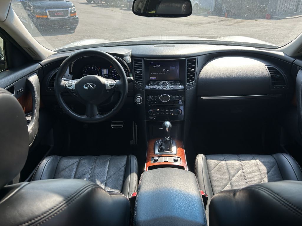 2012 INFINITI FX35 Image 14