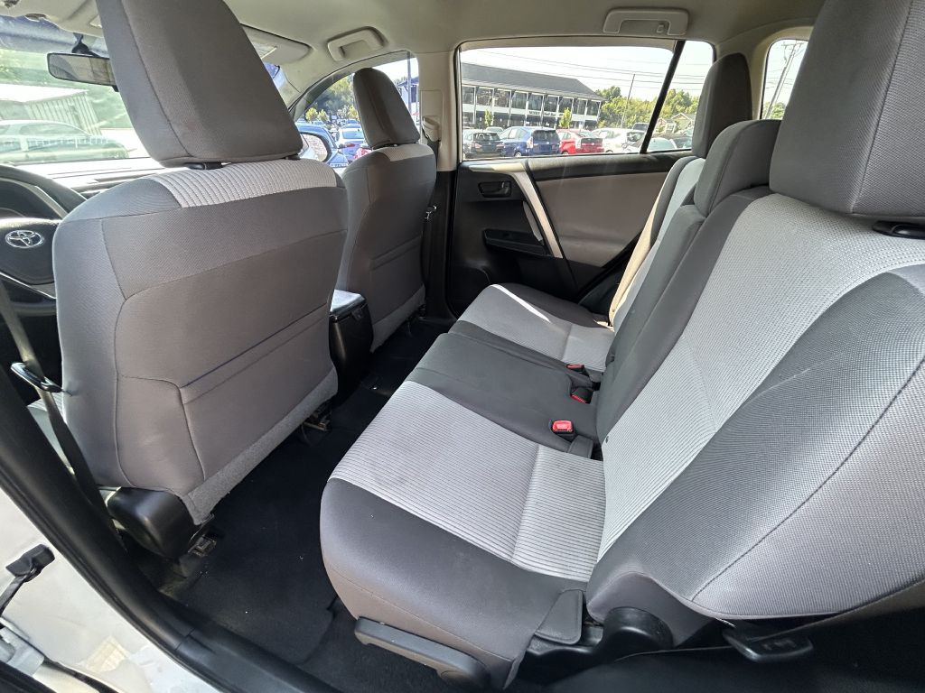 2014 Toyota Rav4 Image 10