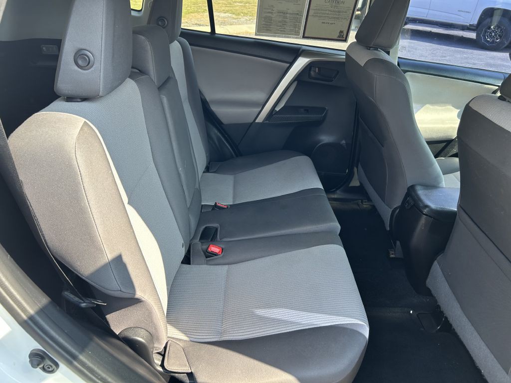 2014 Toyota Rav4 Image 12