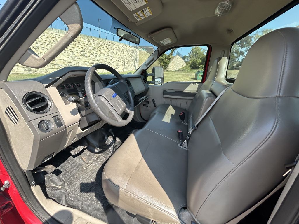 2008 Ford F-350 Image 9