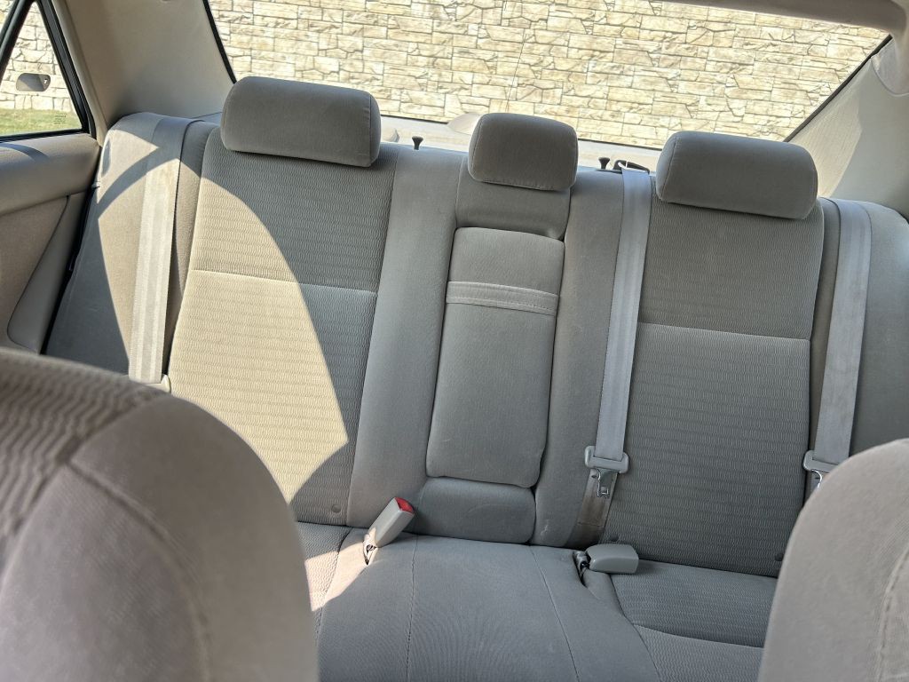 2005 Toyota Camry Image 19