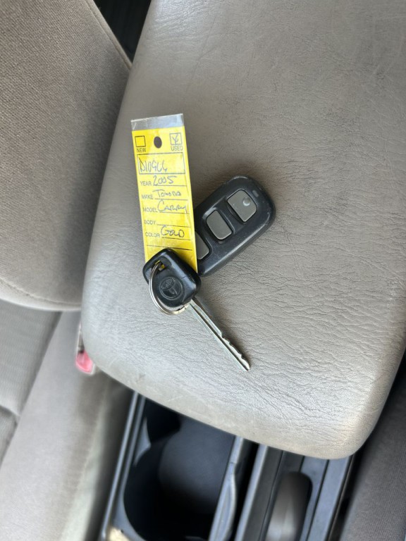 2005 Toyota Camry Image 21