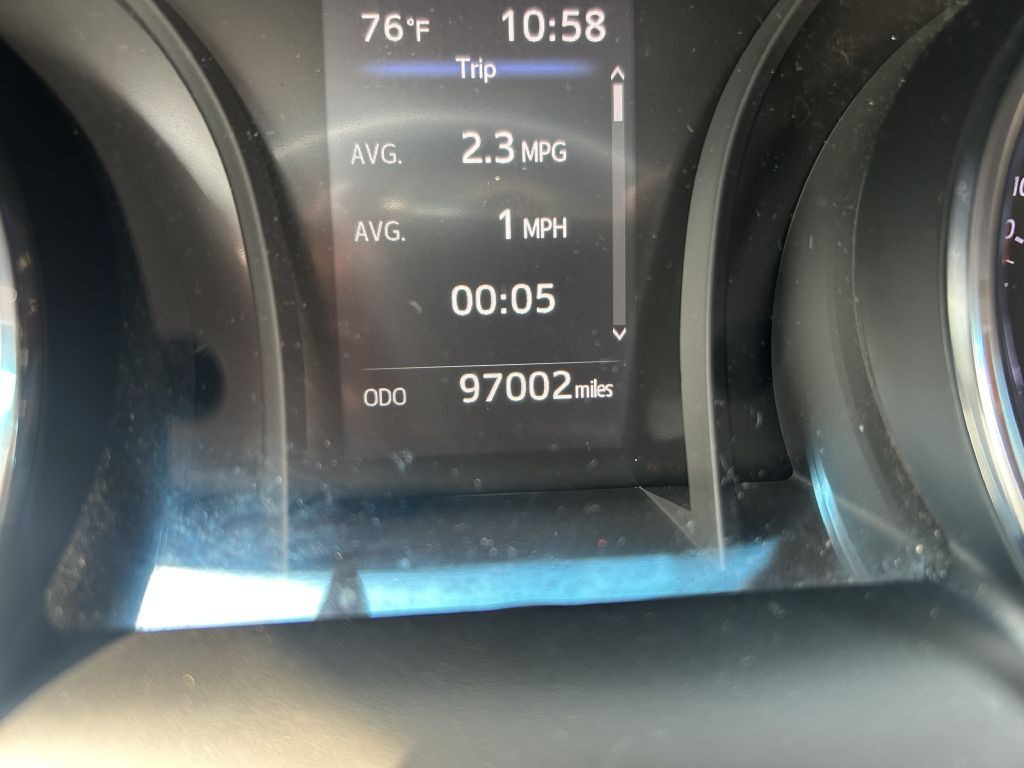 2019 Toyota Camry Image 21