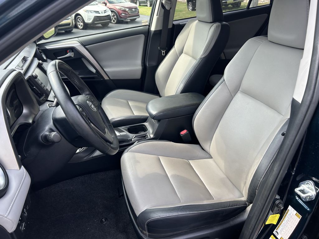 2018 Toyota Rav4 Image 8