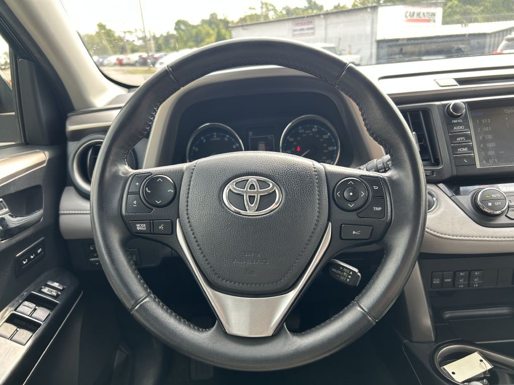 2018 Toyota Rav4 Image 17