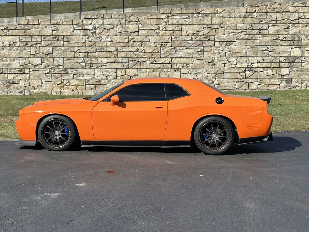2014 Dodge Challenger Image 2