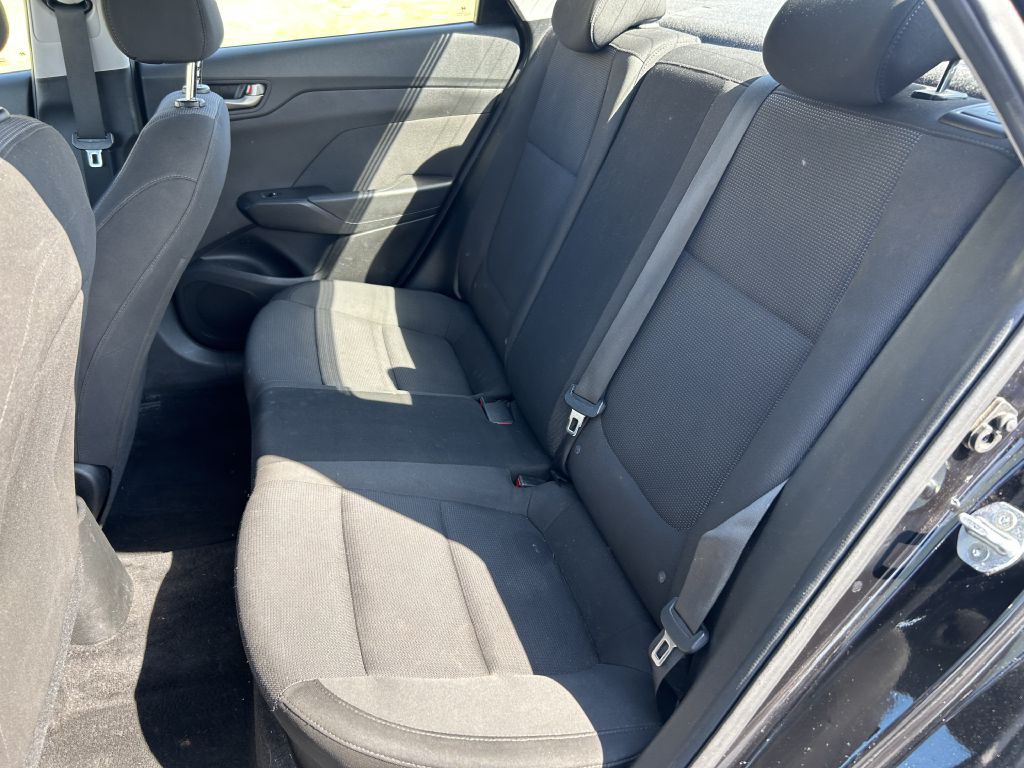 2020 Hyundai Accent Image 11