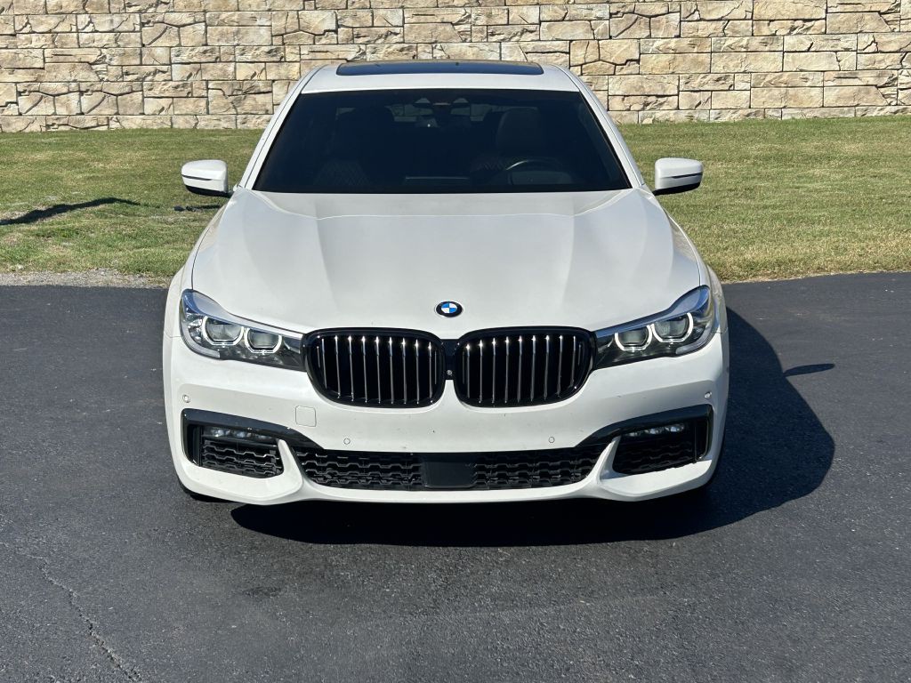 2017 BMW 7 Series Image 4