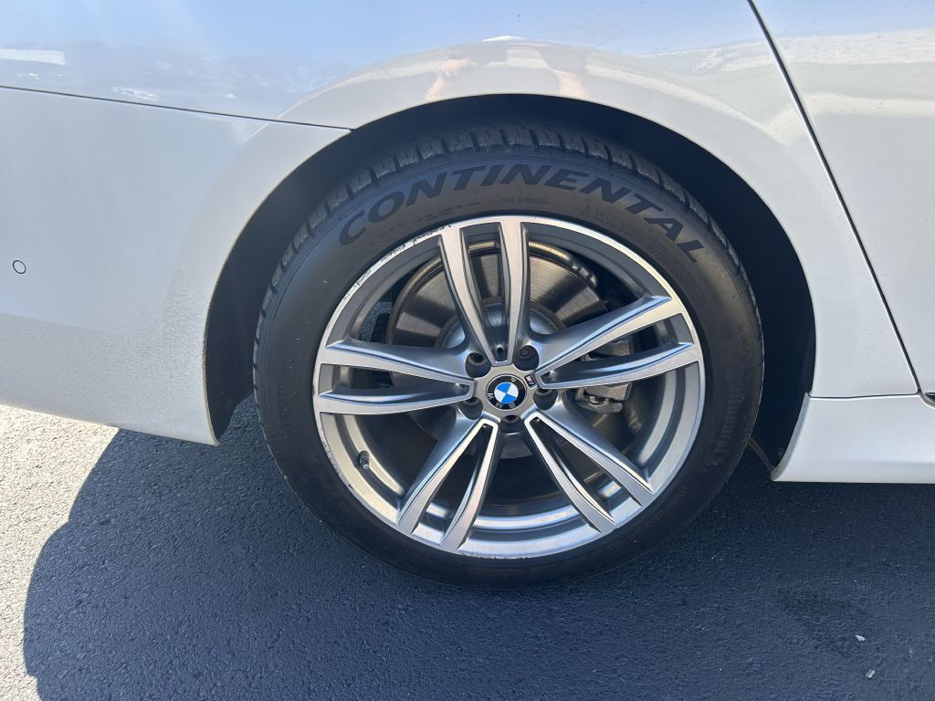 2017 BMW 7 Series Image 6