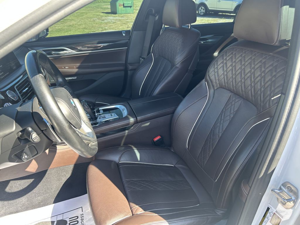 2017 BMW 7 Series Image 8