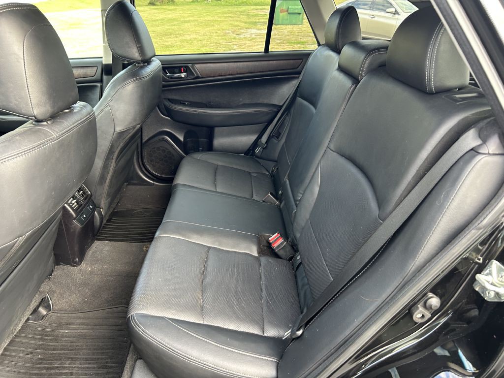 2016 Subaru Outback Image 12