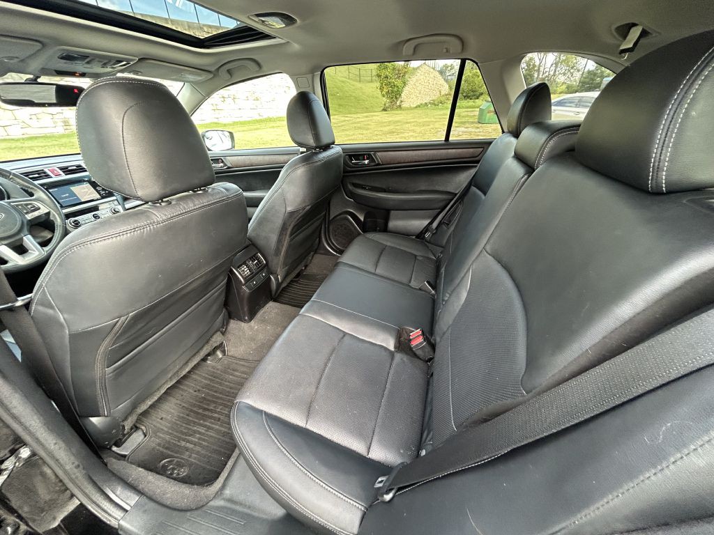 2016 Subaru Outback Image 13