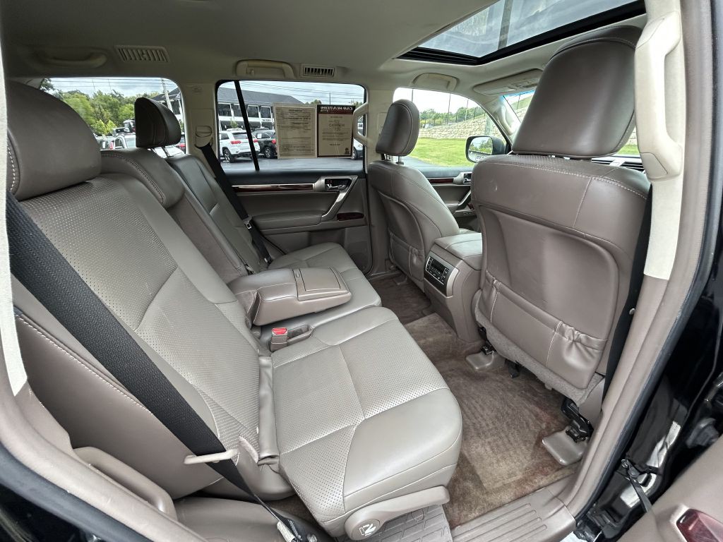 2011 Lexus GX Image 16