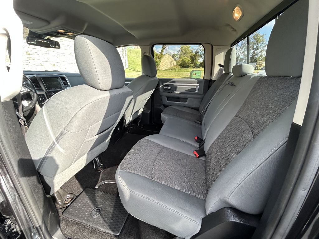2016 RAM 3500 Image 10