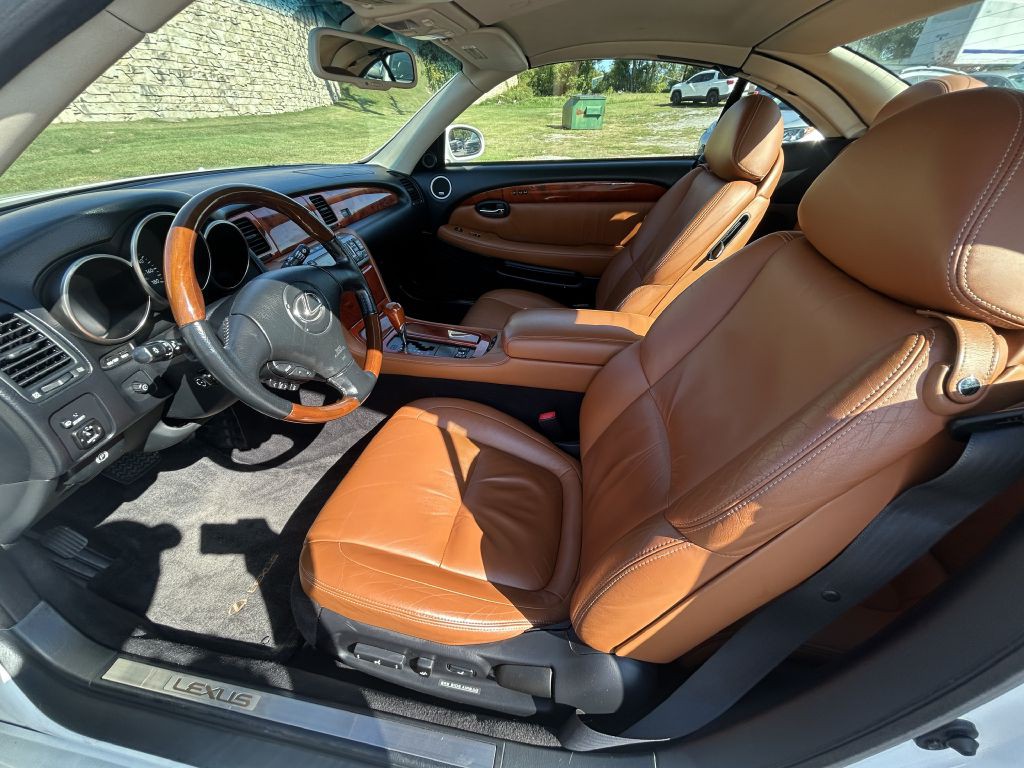 2002 Lexus SC 430 Image 12