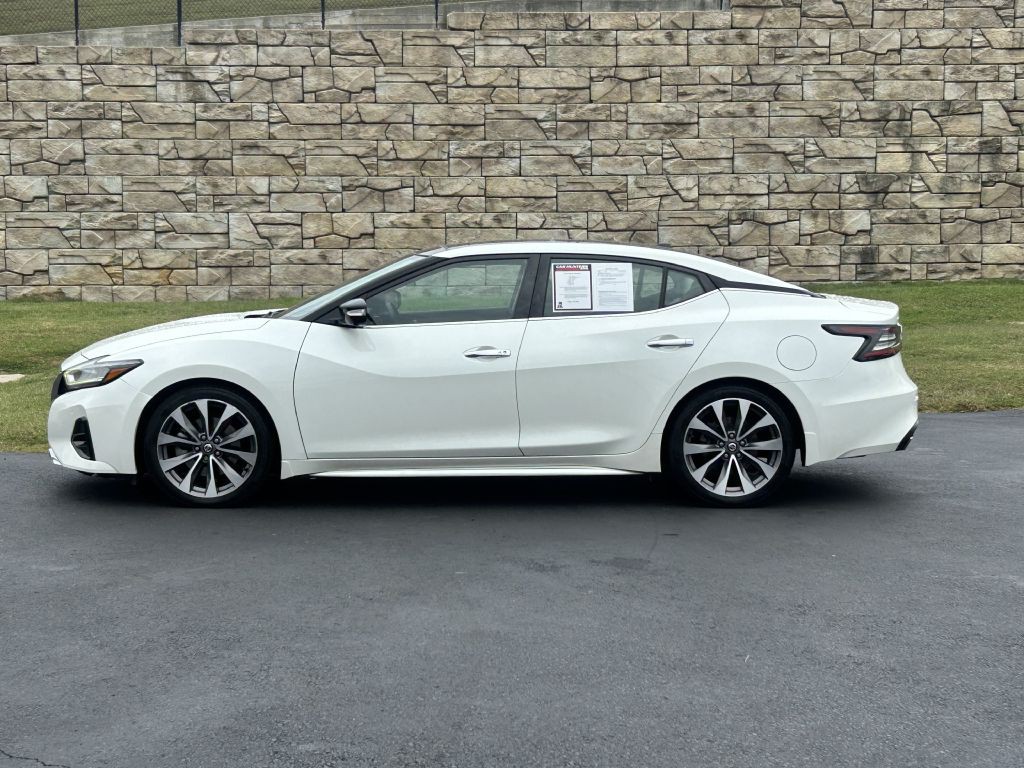 2019 Nissan Maxima Image 2
