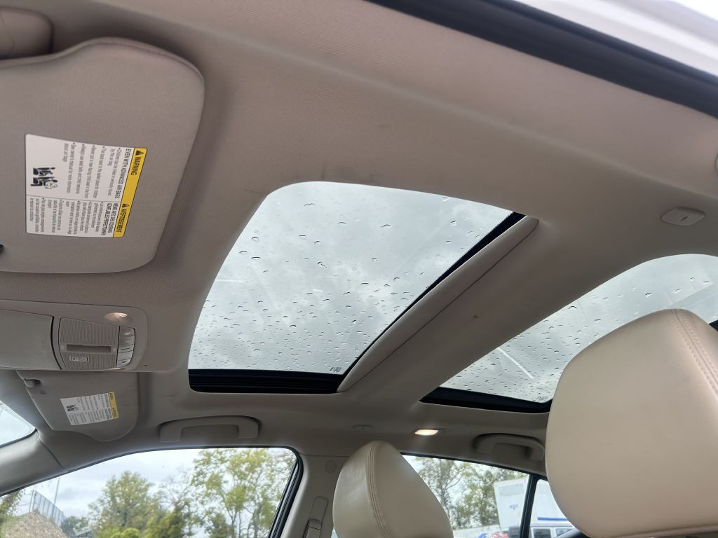 2019 Nissan Maxima Image 9