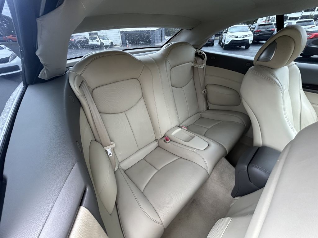 2010 INFINITI G37 Image 14