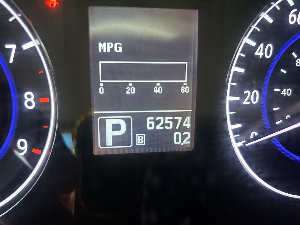 2010 INFINITI G37 Image 20