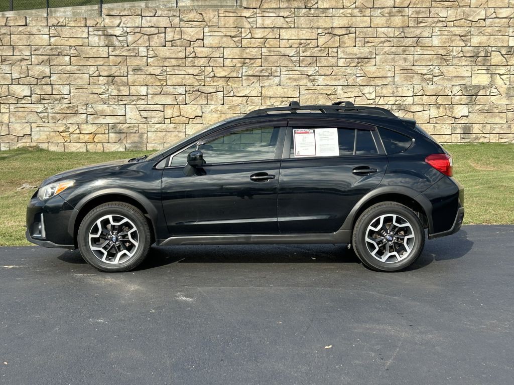 2017 Subaru Crosstrek Image 2