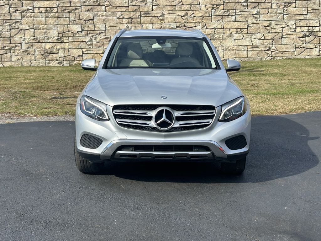 2017 Mercedes-Benz GLC-Class Image 4