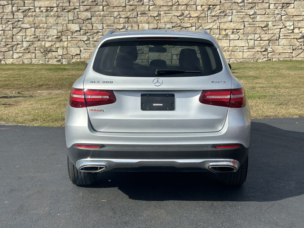 2017 Mercedes-Benz GLC-Class Image 5
