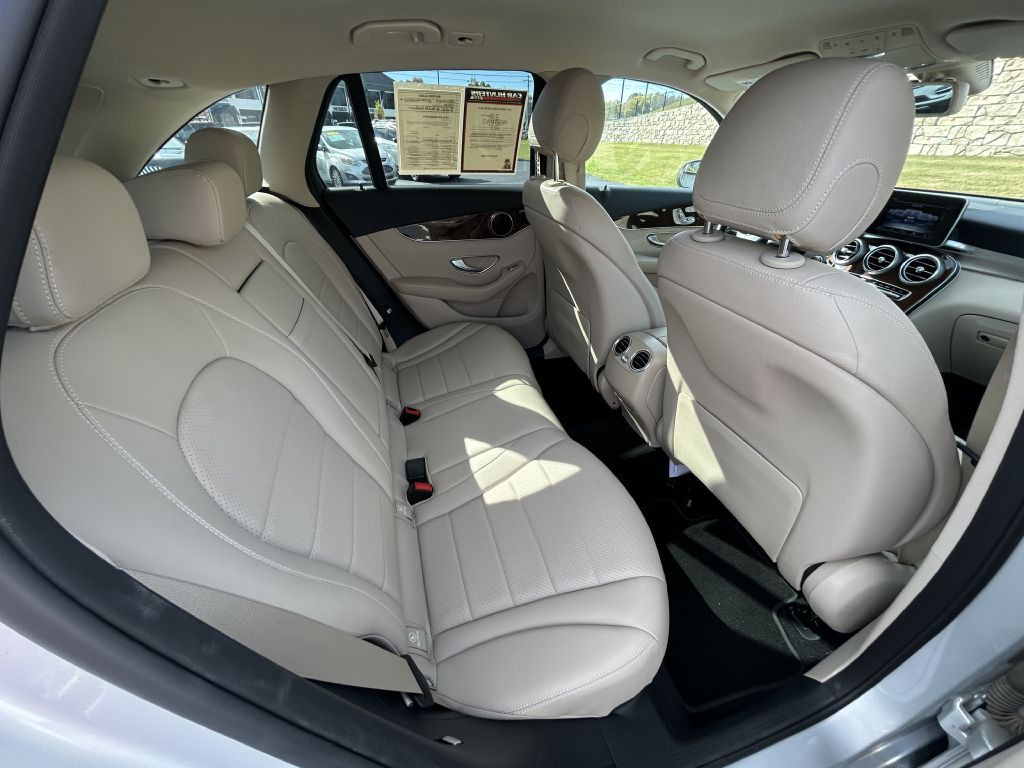 2017 Mercedes-Benz GLC-Class Image 13