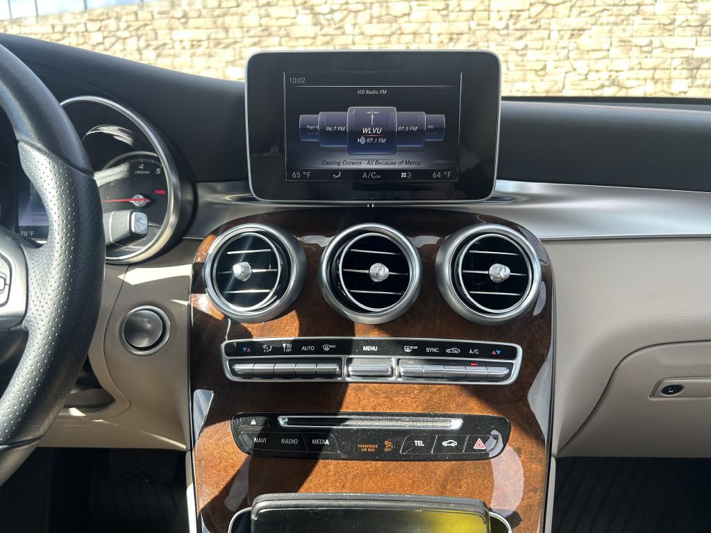 2017 Mercedes-Benz GLC-Class Image 15